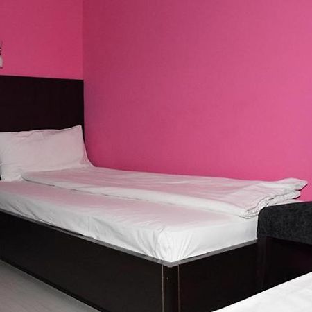 Motel Park Rogatica Bagian luar foto