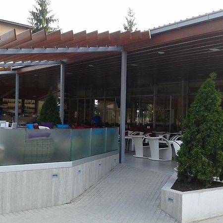 Motel Park Rogatica Bagian luar foto